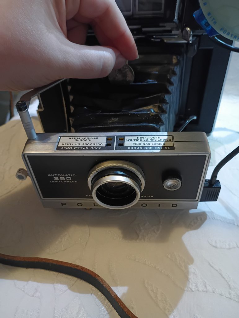 Vintage Camera Bank view 5