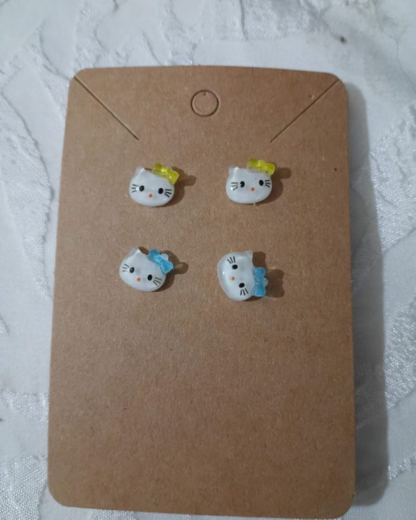 Hello Kitty Face Earrings view 1