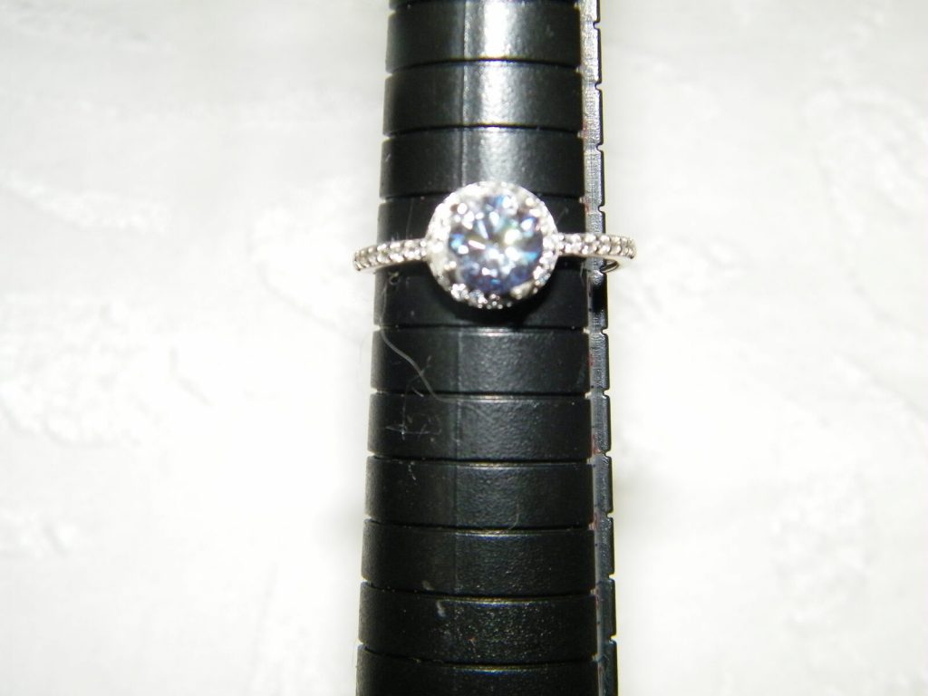 1ct Moissanite Ring, Grape Purple view 2
